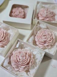Rose Candle Favor - Image 4